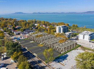 Balatonlelle, Honvéd utca