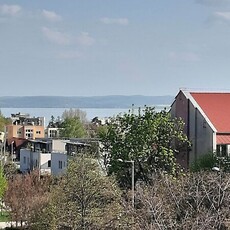 Eladó téglalakás Balatonfüred