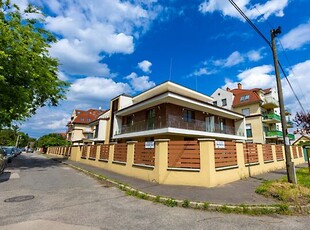 Eladó téglalakás Bonyhádi út, Budapest, XIV. kerület