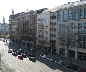 Eladó jó állapotú lakás - Budapest VI. kerület