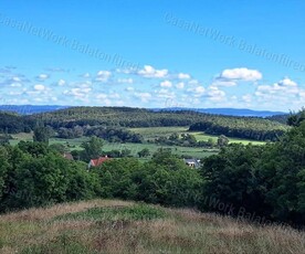 Eladó telek - Balatonszőlős