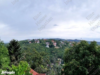 Panorámás telek Budapest-Máriaremete elegáns villanegyedében!