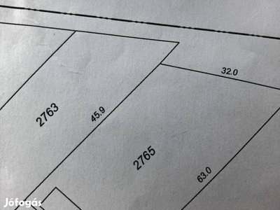 Taksonyban Sz. Mihály utcában 1403 m2 -es osztható építési telek eladó