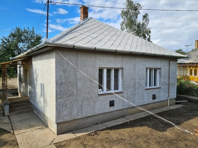 Eladó családi ház - Debrecen, Orgona utca 8.