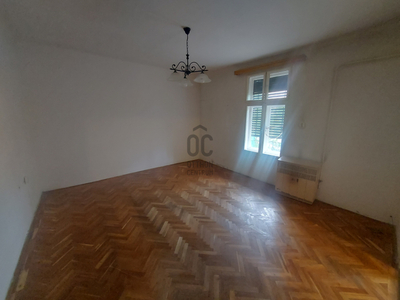 Eladó felújítandó ház - Budapest XXI. kerület