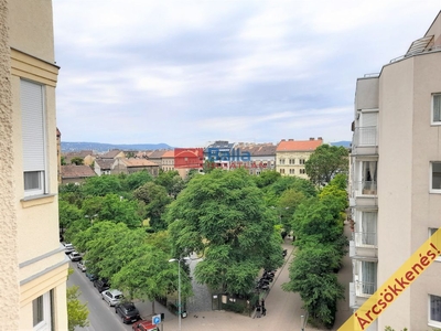 Eladó felújítandó lakás - Budapest VIII. kerület