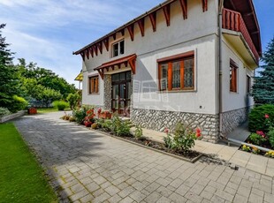 Eladó családi ház Felsőzsolca, Radnóti Miklós utca