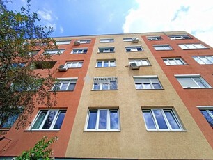 Eladó panellakás Budapest, XI. kerület, Andor utca, 2. emelet