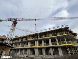 BALATONSZEMESI Panorámás lakás a vízparton