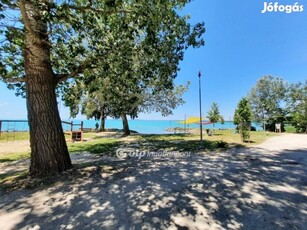 Eladó Lakás, Balatonakarattya