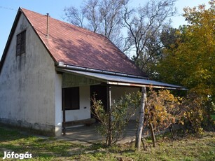 Eladó Mezőgazdasági, Szekszárd 14.900.000 Ft