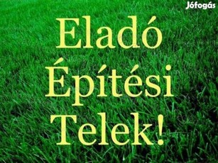 ELADÓ ÚJLENGYELEN 1955 m2 ÉPÍTÉSI TELEK!