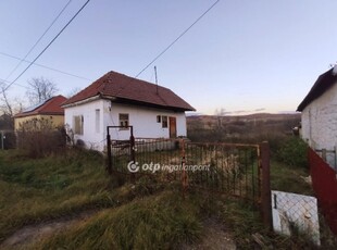 Eladó családi házKurityán