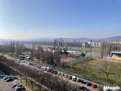 Dunai panorámás, világos lakás!