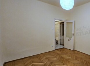 Kiadó téglalakás, albérlet Budapest, XIV. kerület, Herminamező, földszint