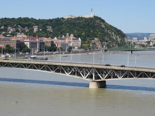 Eladó téglalakásBudapest, IX. kerület, Ferencváros, Lechner Ödön fasor