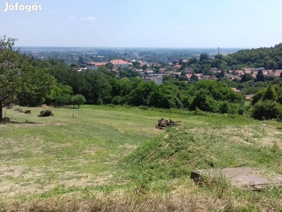 Szekszárd telek eladó