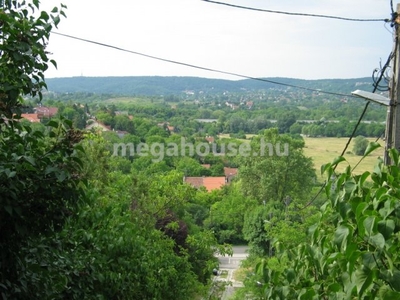 Eladó telek Budaörs