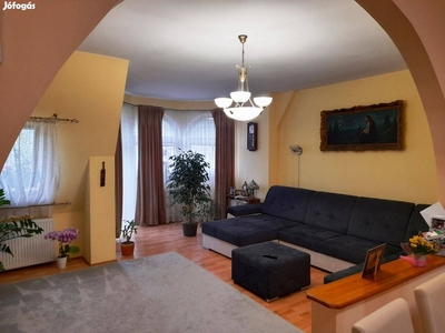 Szigligeti utcán nappali+4 szobás lakás eladó - Debrecen, Hajdú-Bihar - Lakás