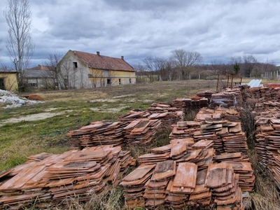 Tokodaltáró, Tokodaltáró