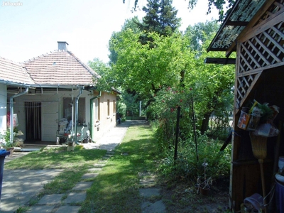 XVI. kerületben családi ház nagy kerttel eladó - XVI. kerület, Budapest - Ház