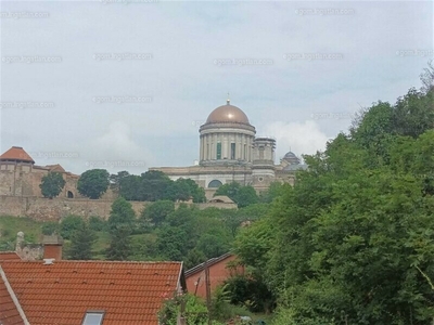 Eladó családi ház - Esztergom, Komárom-Esztergom megye