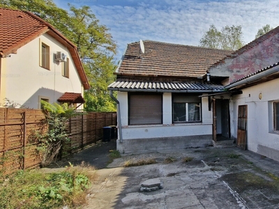 Eladó családi ház - IV. kerület, Bécsi utca