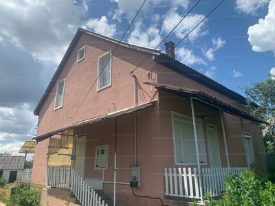 Eladó családi ház - Köröm, Kossuth Lajos utca