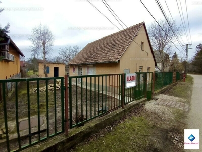 Eladó családi ház - Székesfehérvár, Maroshegy