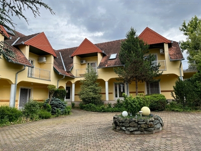 Eladó szálloda, hotel, panzió - Cserszegtomaj, Zala megye