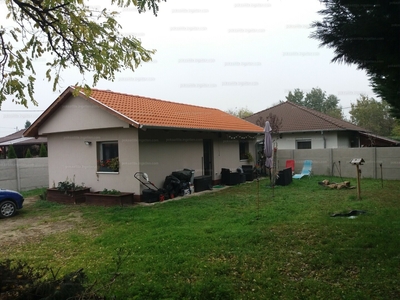 Kiadó családi ház - Szigethalom, Pest megye