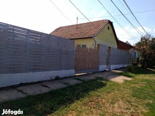 Budapesthez,Dunakanyarhoz közel Tolmácson kertes ház,irányár