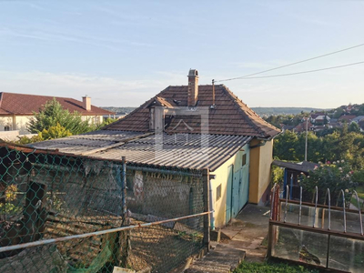 Budaörs, Törökugrató, Központban