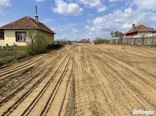 Alkotás utcán építési telek eladó!