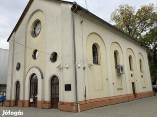 Eladó üzlethelyiség, Békéscsaba Békéscsaba-Belváros, Luther utc 305_ph