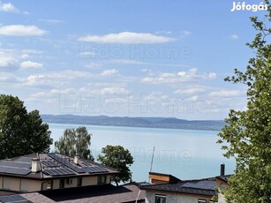 Penthouse lakás balatoni panorámával, óriási terasszal eladó