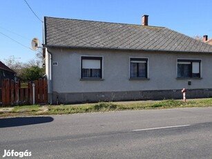 Szombathelytől 14 km-re jó állapotú családi ház kedvező áron eladó