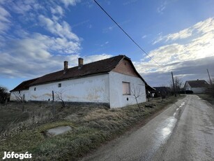 Fülöpszálláson felújítandó, 100 m2 -es családi ház eladó