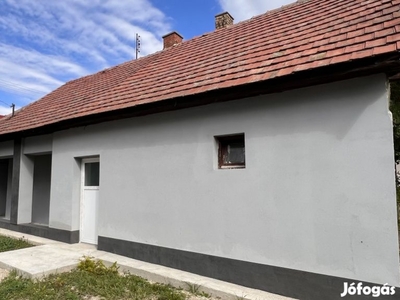 Mezőcsát, teljesen felújított, 2 szobás családi ház Eladó