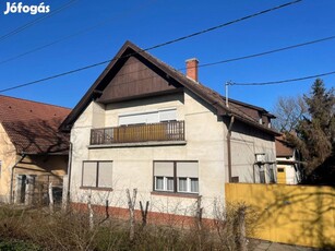 Szeged-Szőregen családi ház eladó