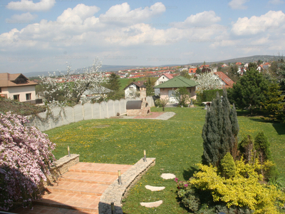 Eladó családi ház - Biatorbágy, Bia