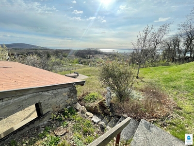 Eladó hétvégi házas nyaraló - Balatonfüred, Felsőváros