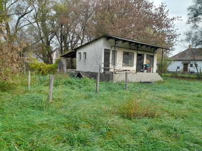 Eladó lakóövezeti telek - Vál, Bem utca