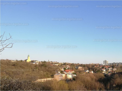 Eladó lakóövezeti telek - Veszprém, Fűrész utca