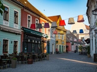 Eladó téglalakás Szentendre, földszint