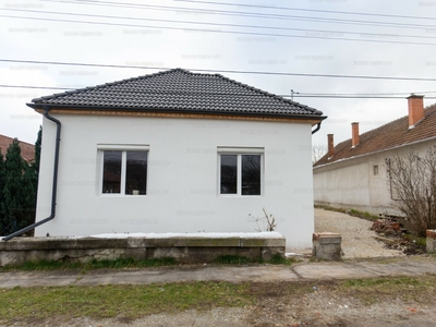 Eladó családi ház - Kazincbarcika, Kossuth Lajos utca