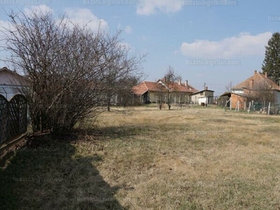 Eladó lakóövezeti telek - Tiszafüred, Jász-Nagykun-Szolnok megye