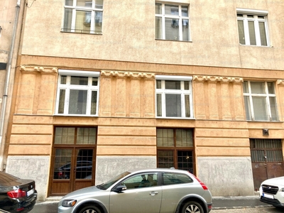 Eladó utcai bejáratos üzlethelyiség - IX. kerület, Középső-Ferencváros - Malmok