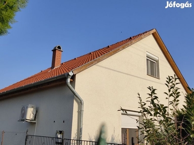 Nagyvenyim, Boróka utca, 180 m2-es, családi ház, 3+1 félszobás