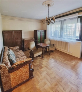 Eladó átlagos állapotú lakás - Budapest X. kerület